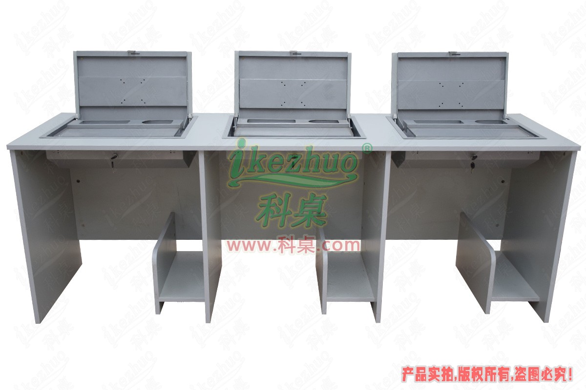 1472038652596996.jpg 科桌手動(dòng)翻轉(zhuǎn)電腦桌